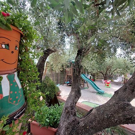 Parco Esmeralda - Family Residence E Breakfast Marina di Camerota Eksteriør billede