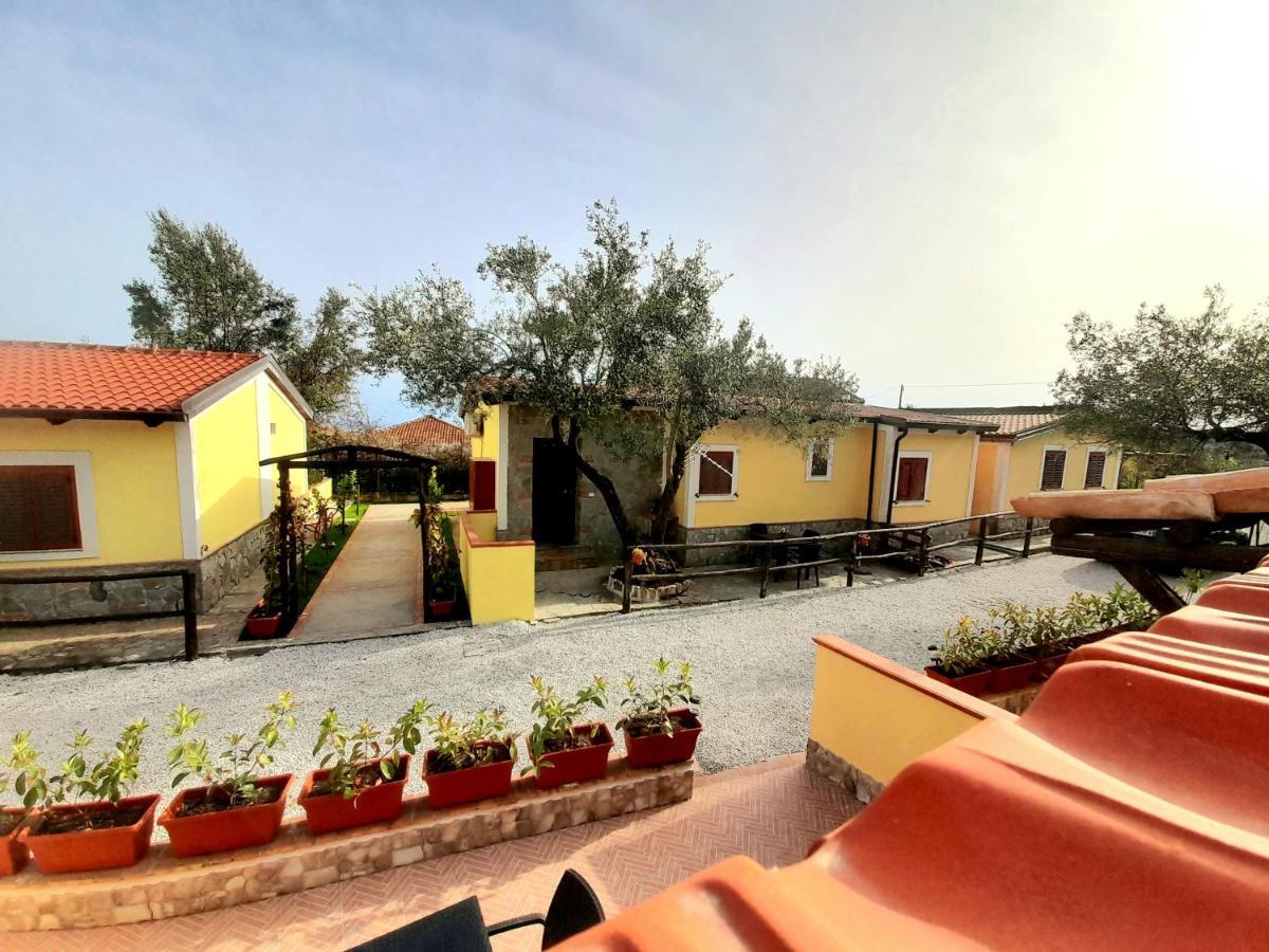 Parco Esmeralda - Family Residence E Breakfast Marina di Camerota Eksteriør billede